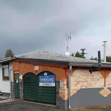 Jucus Vendégház Maison d'hôtes 3*
