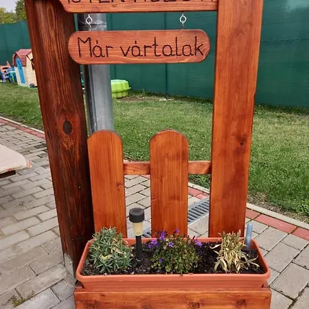 Jucus Vendégház Vendégház *