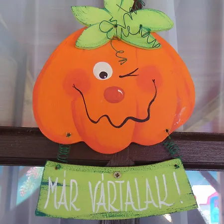 Jucus Vendégház 3* Zalahaláp
