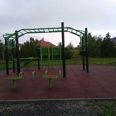 Jucus Vendégház Vendégház *