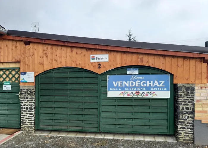 Jucus Vendeghaz Penzion 3*